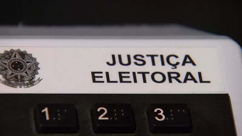 Título eleitoral cancelado? Descubra como regularizar e garantir seu voto nas próximas eleições!