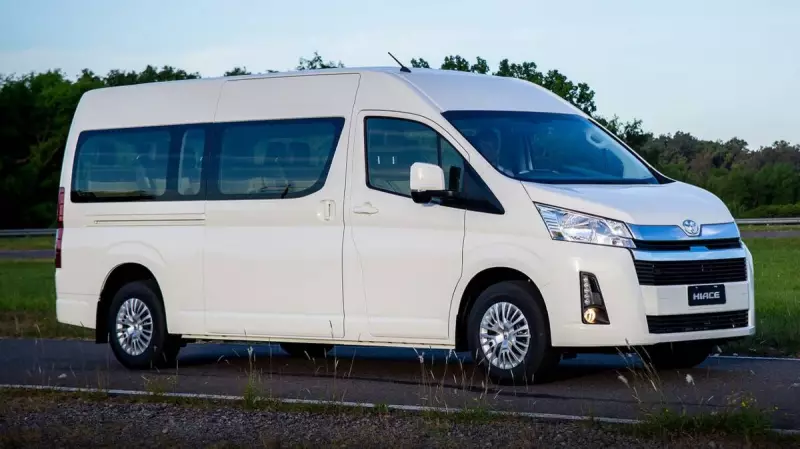 Toyota anuncia vans com motor da Hilux no Brasil: potência e robustez para o mercado