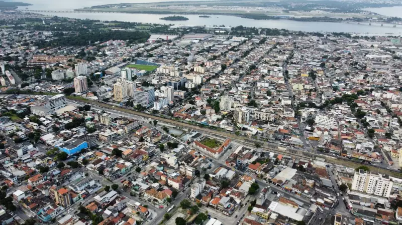 Tráfico assume controle de ruas em Olaria, Zona Norte do Rio: medo e insegurança tomam conta