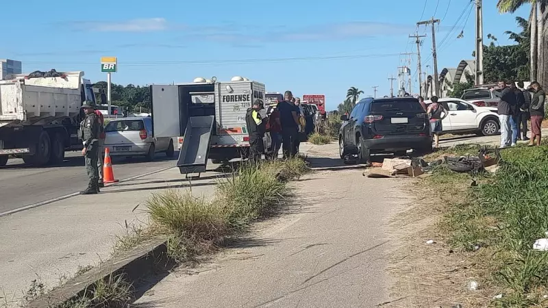 Tragédia no trânsito: Motociclista morre após colisão envolvendo médico e caminhão na Grande Fortaleza