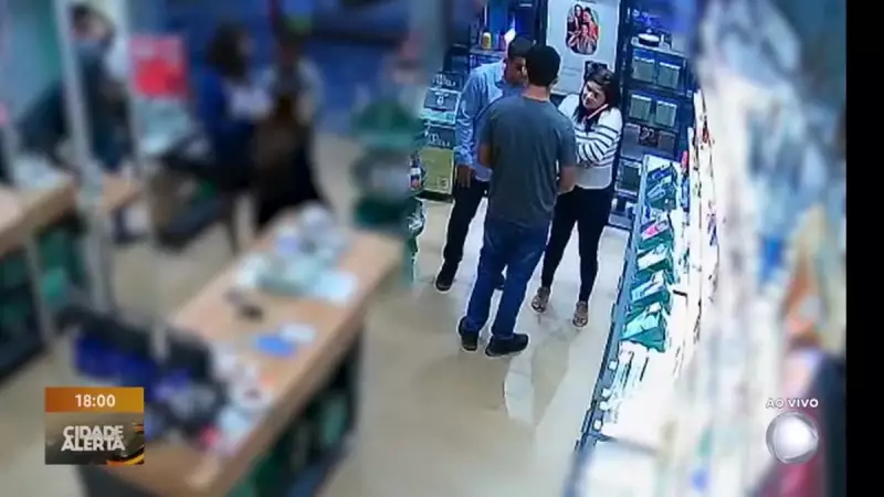 Trio é flagrado roubando R$ 20 mil em perfumes no Gama, DF — Veja o vídeo!