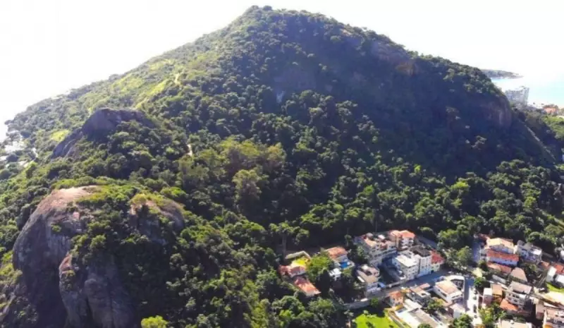 Turista portuguesa é estuprada no Morro do Moreno: homem é preso em flagrante