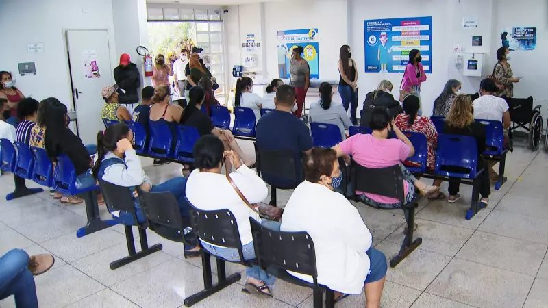 Uberlândia em crise: UAIs superlotadas com 220% de ocupação e espera por atendimento ultrapassa 3 horas