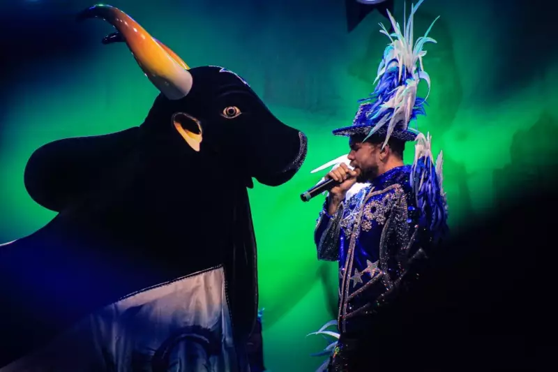 Último Bar do Boi 2025 celebra 37 anos com tributo emocionante a Arlindo Jr. no Sambódromo de Manaus