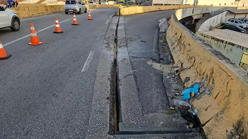 Viaduto da Avenida 13 de Maio passa por reparos após acidentes em Fortaleza