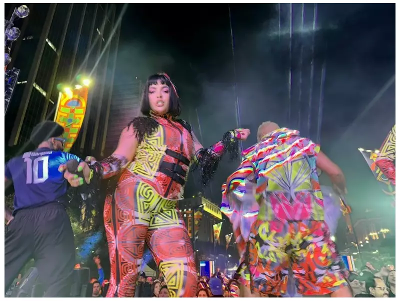 Virada Cultural 2025 em SP: Paredão do Brega, Moda Anos 2000 e Cantinho do Choro animam o centro