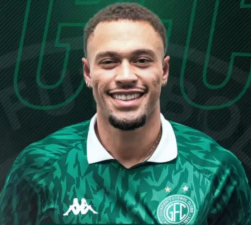 Vitinho chega ao Guarani para reforçar o lateral esquerdo: saiba detalhes da contratação
