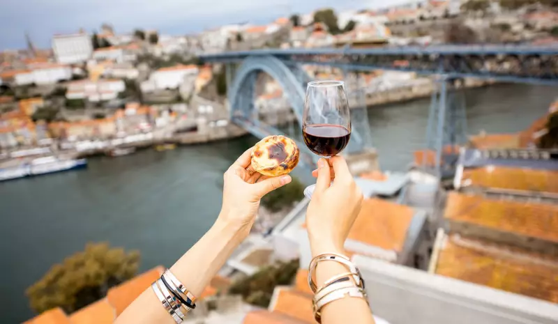 7 Vinhos Tintos do Douro para Celebrar o Dia de Portugal em Grande Estilo