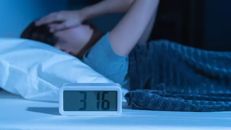 9 hábitos que estão arruinando seu sono - especialista revela o que evitar