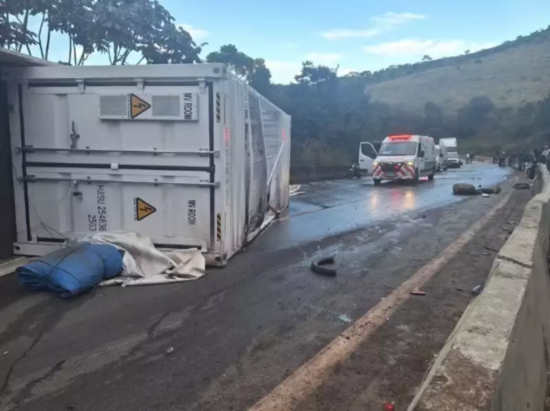 Acidente com carreta interdita BR-381 em Itatiaiuçu (MG) e causa transtornos