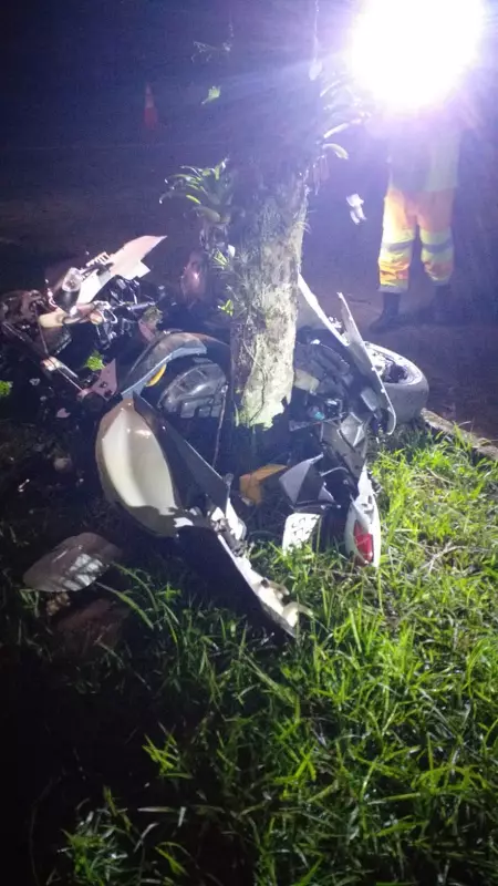 Acidente entre moto e carro em Angra dos Reis deixa feridos: veja detalhes