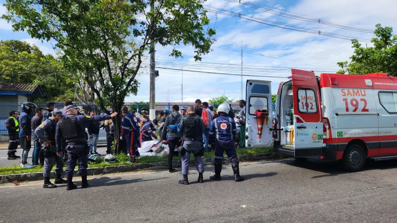 Acidente na Avenida André Araújo em Manaus deixa um morto e uma ferida