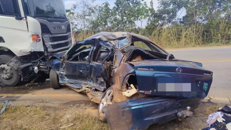 Acidentes em rodovias de Minas Gerais deixam dois mortos e quatro feridos em Pompeu e Córrego Danta