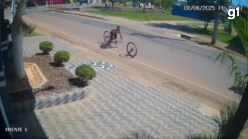 Adolescente sofre queda grave após roda de bicicleta se soltar durante manobra em Jaru, RO