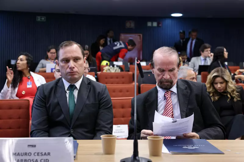 Advogado de Mauro Cid é desmascarado de forma hilária na web: veja como aconteceu