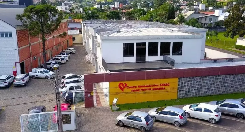 AFASC alerta sobre golpes em doações de casa em casa no Sul de SC: saiba como se proteger