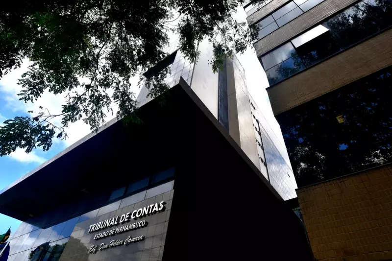 Agências locais alertaram governo de PE antes de TCE suspender licitação: entenda o caso