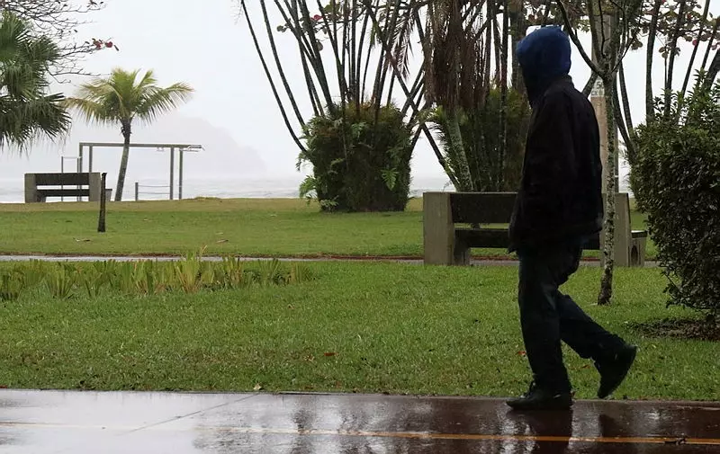 Alerta do INMET: Tempestades e onda de frio atingem Baixada Santista e Vale do Ribeira em SP