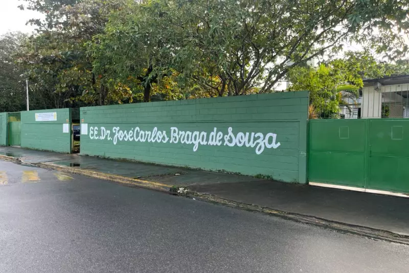 Aluno de 15 anos é esfaqueado nas costas após briga por lugar em sala de aula no litoral de SP