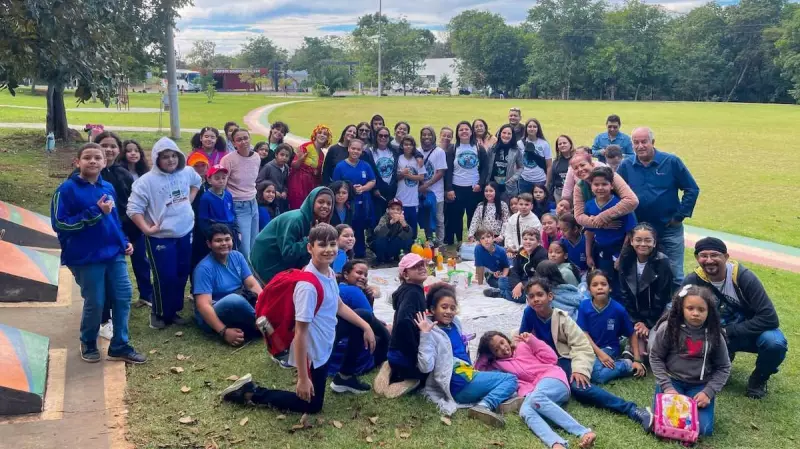 Alunos exploram sustentabilidade em aula prática na APA Berneck, em Mato Grosso