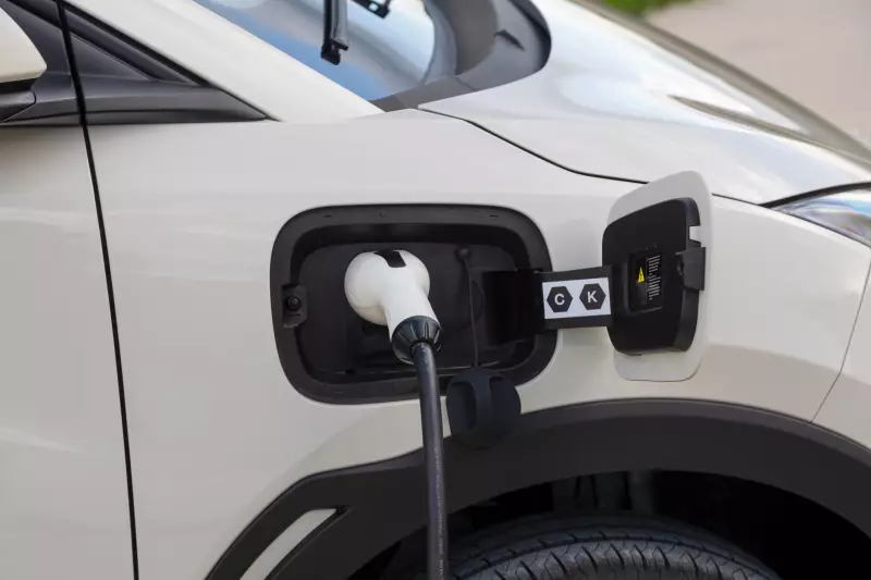 Amazonas aprova desconto de 50% no IPVA para carros elétricos: entenda a nova lei