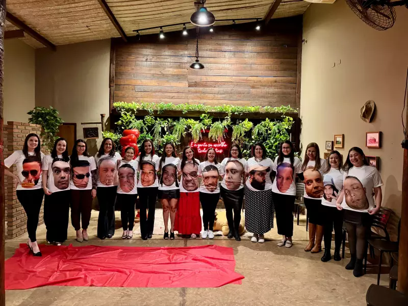 Amigas surpreendem maridos com camisetas hilárias e viralizam nas redes; veja as fotos mais engraçadas!
