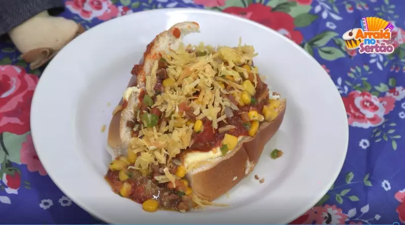 Aprenda a fazer um cachorro-quente típico de São João em Petrolina: receita fácil e deliciosa!
