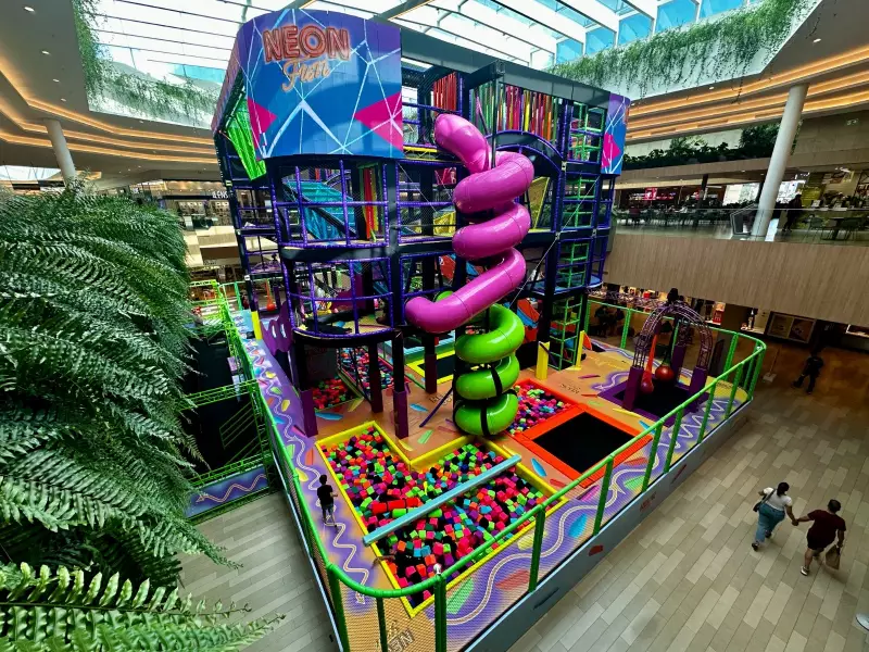 Arena Neon Fun retorna ao Jockey Plaza Shopping para agitar as férias de inverno