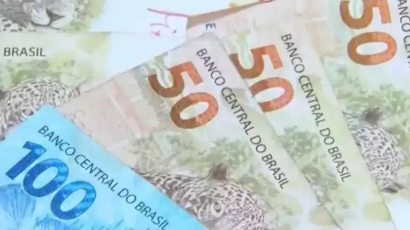 Arrecadação federal bate recorde, mas despesas crescem ainda mais rápido, alerta economista