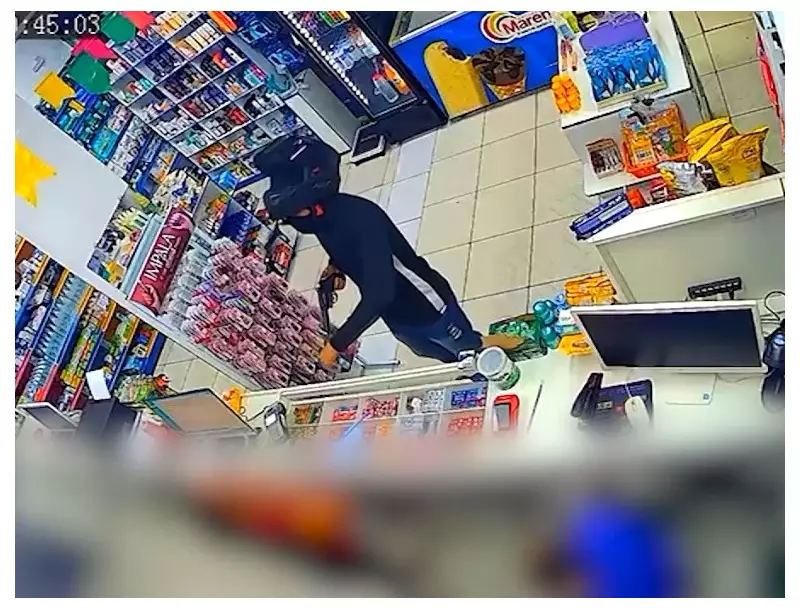 Assalto a farmácia em Santa Rita: homem armado ameaça funcionários e foge com dinheiro