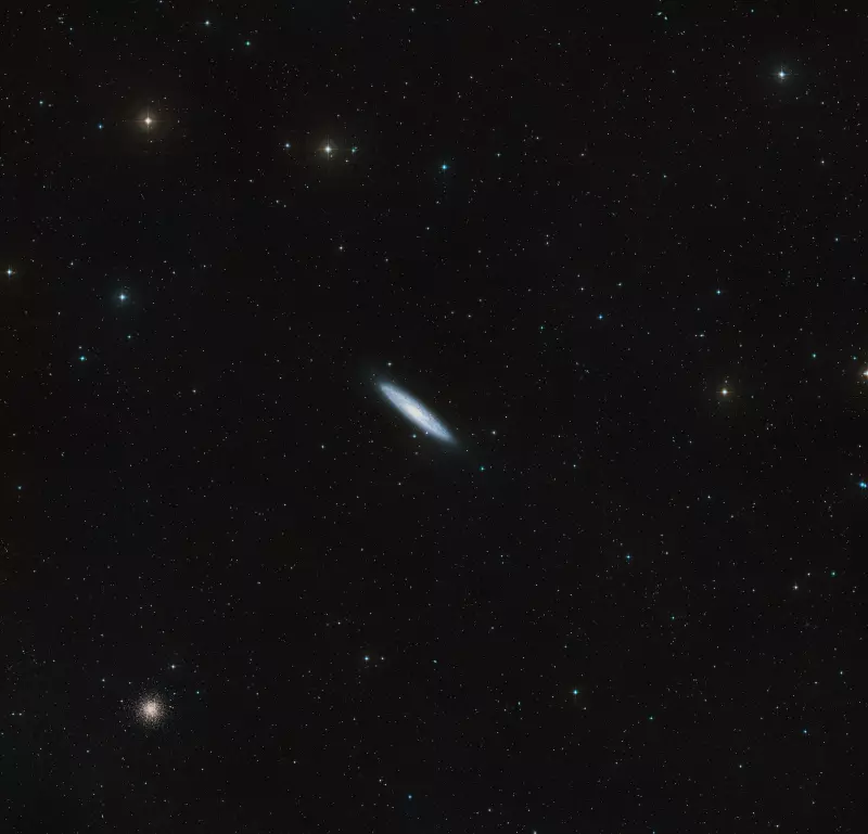 Astrônomos revelam imagem inédita da Galáxia Escultor: um marco na astronomia