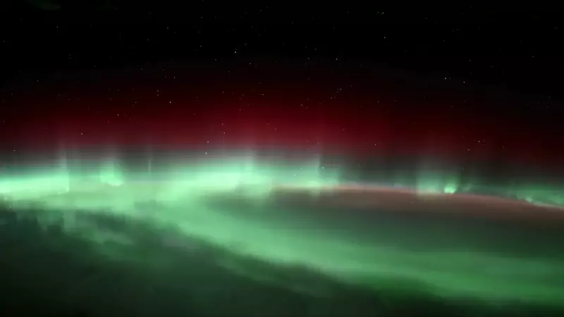 Aurora Boreal Ilumina o Céu Após Intensa Atividade Solar: Veja as Imagens Deslumbrantes