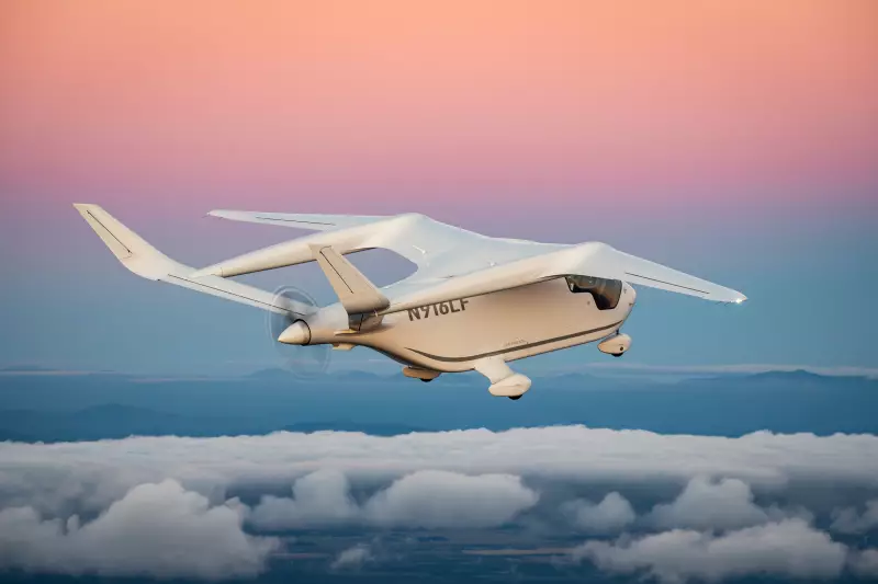Avião elétrico faz voo histórico até Nova York e marca nova era na aviação