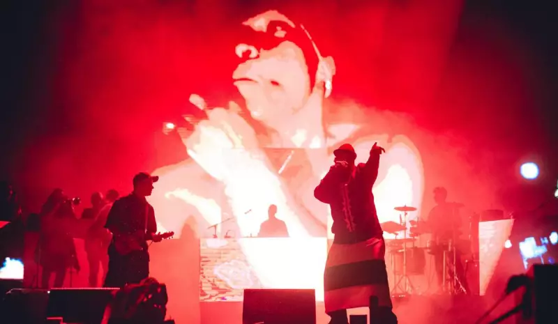 BaianaSystem arrasa em show gratuito no Festival Movimento Cidade em Vitória