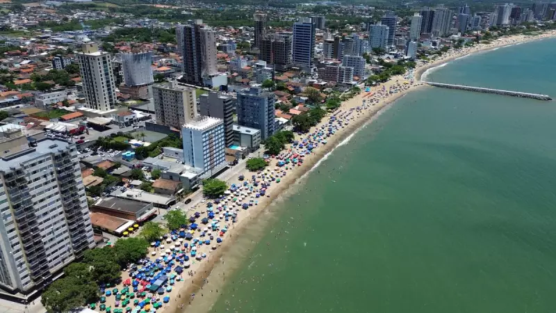 Balneário Camboriú é a única cidade do Brasil com 100% da orla pré-aprovada para o Bandeira Azul
