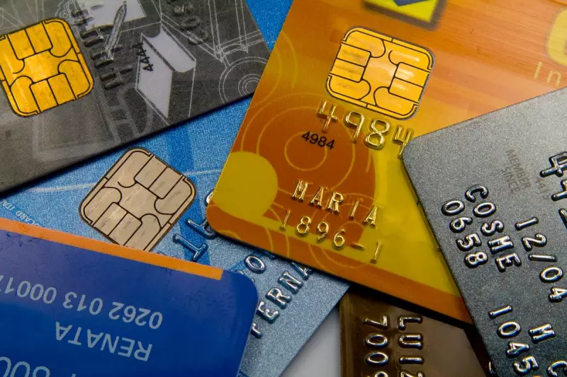 Banco Central endurece regras para controlar juros do cartão de crédito a partir deste domingo