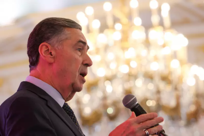 Barroso reúne ministros do STF em almoço para debater regulação de redes sociais