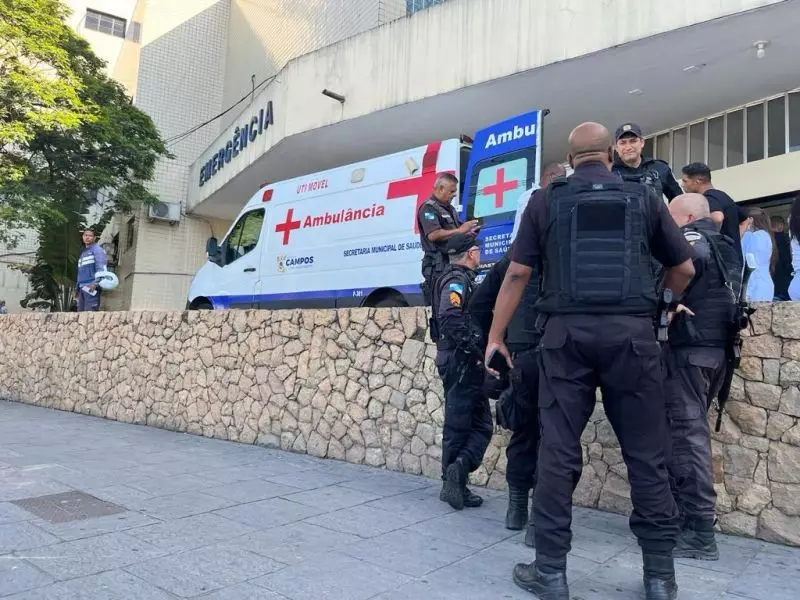 Bebê baleado em barbearia de Campos recebe alta; dois homens continuam internados