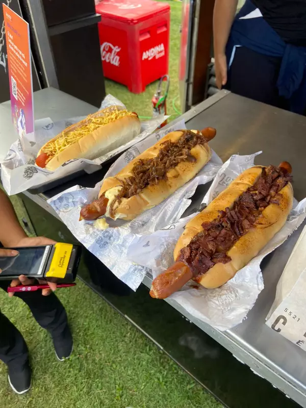 Bienal do Livro RJ 2025: Descubra os preços médios para se alimentar no evento