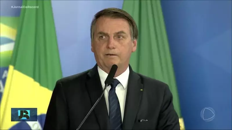 Bolsonaro e mais 36 indiciados por esquema de espionagem ilegal: entenda o caso