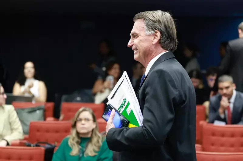 Bolsonaro e mais 7 serão julgados por tentativa de golpe até outubro: entenda o caso