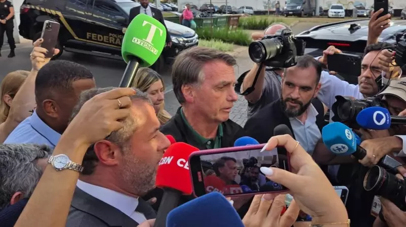 Bolsonaro nega qualquer relação com Zambelli após depoimento à Polícia Federal