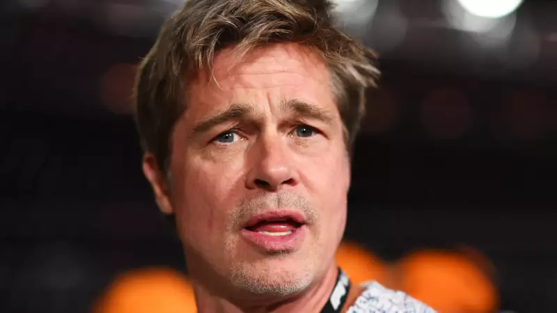 Brad Pitt revela situação embaraçosa no início da carreira: 'Foi um mico!'