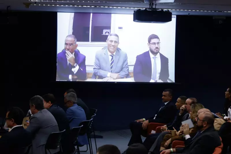 Braga Netto pede acareação com Mauro Cid em ação penal por tentativa de golpe de estado