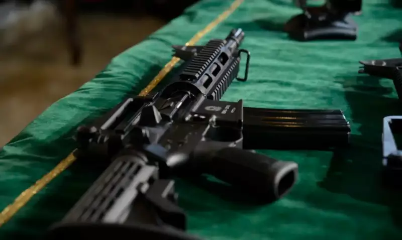 Brasil apreende em média 279 armas por dia em 2024: fuzis lideram crescimento alarmante