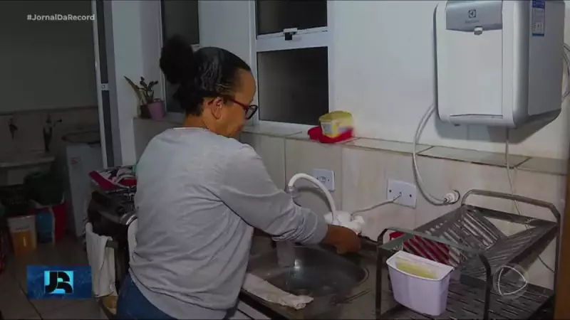 Brasil tem mais de 6 milhões de trabalhadores domésticos: maioria são mulheres