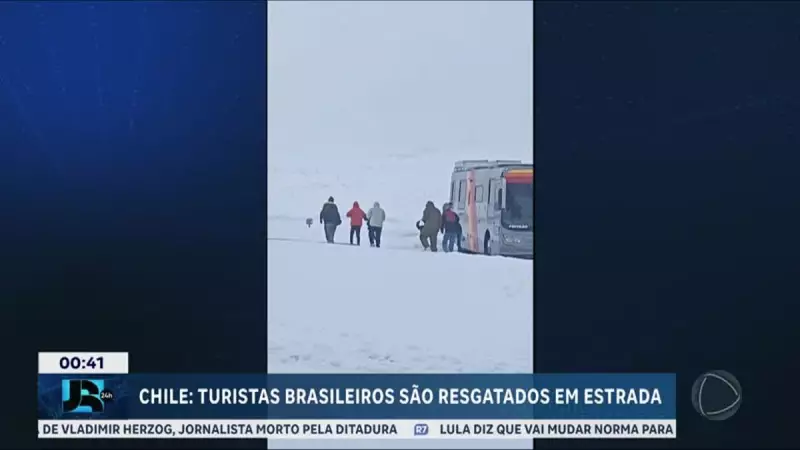 Brasileiros presos em estrada do Chile são resgatados em operação dramática