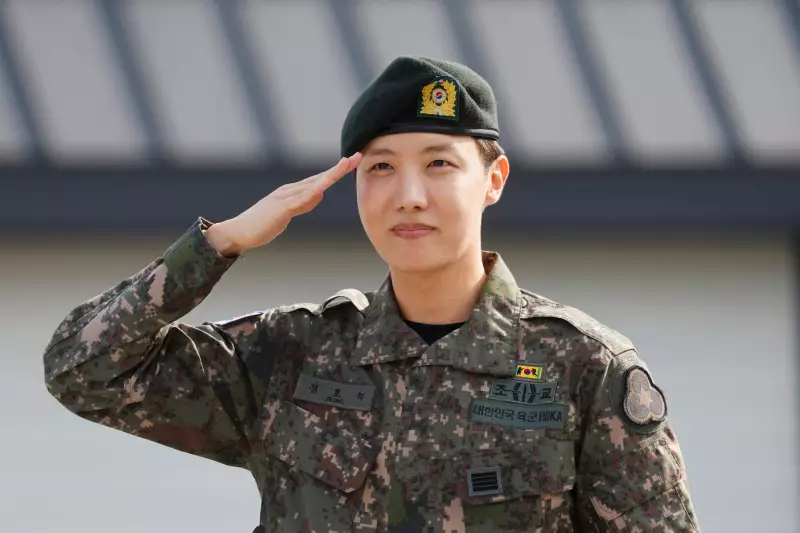 BTS é liberado do serviço militar e anuncia retorno triunfal ao K-pop