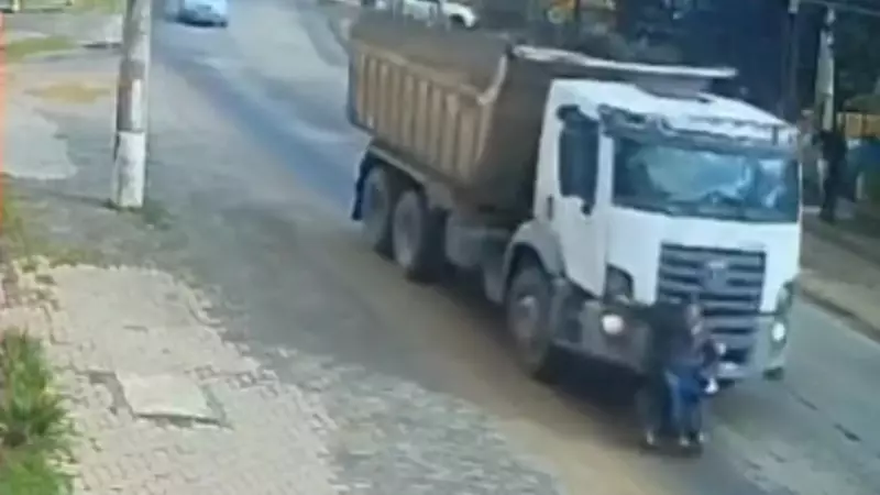 Cadeirante é arrastado por caminhão em estrada do RS: neta relata trauma e choque