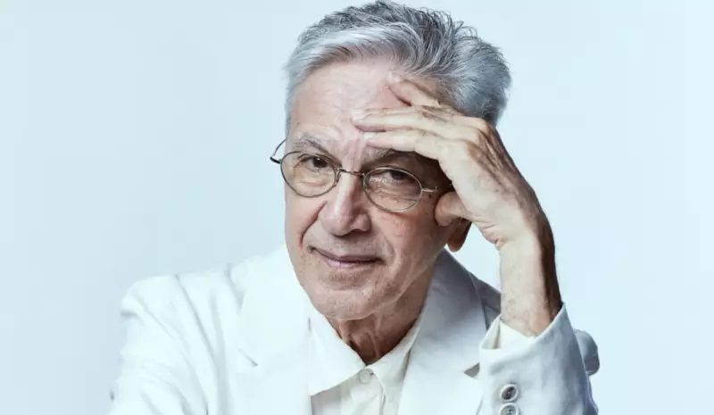 Caetano Veloso é a atração confirmada no evento na Prainha em 2025